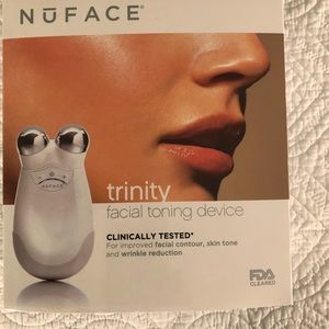 Nuface Trinity Facial Toning Device